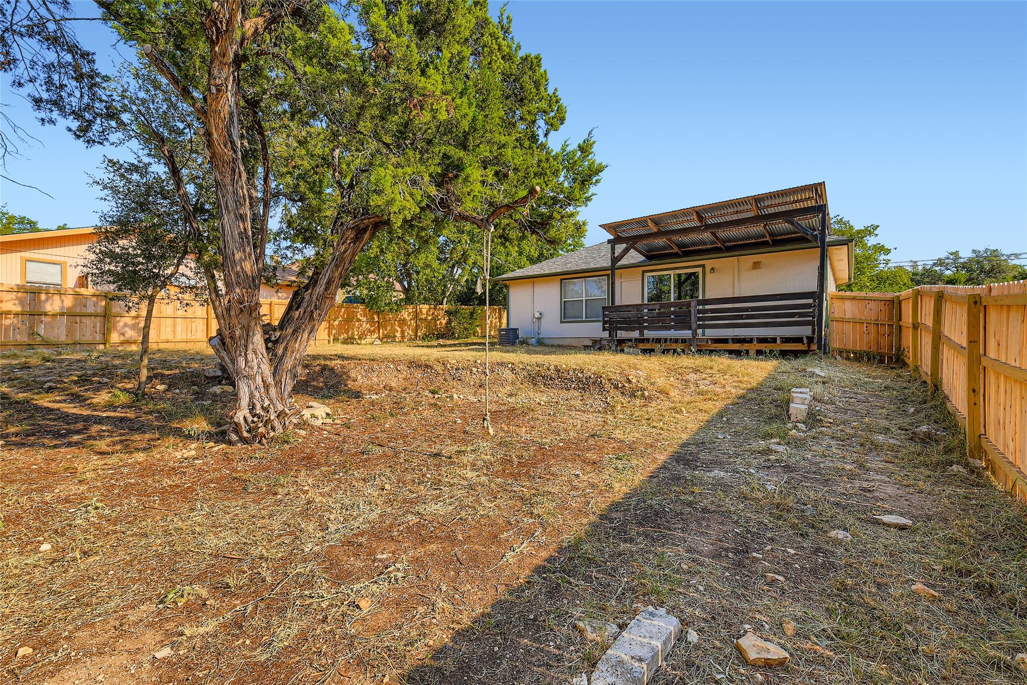 930 Panorama Dr, Dripping Springs, TX 78620