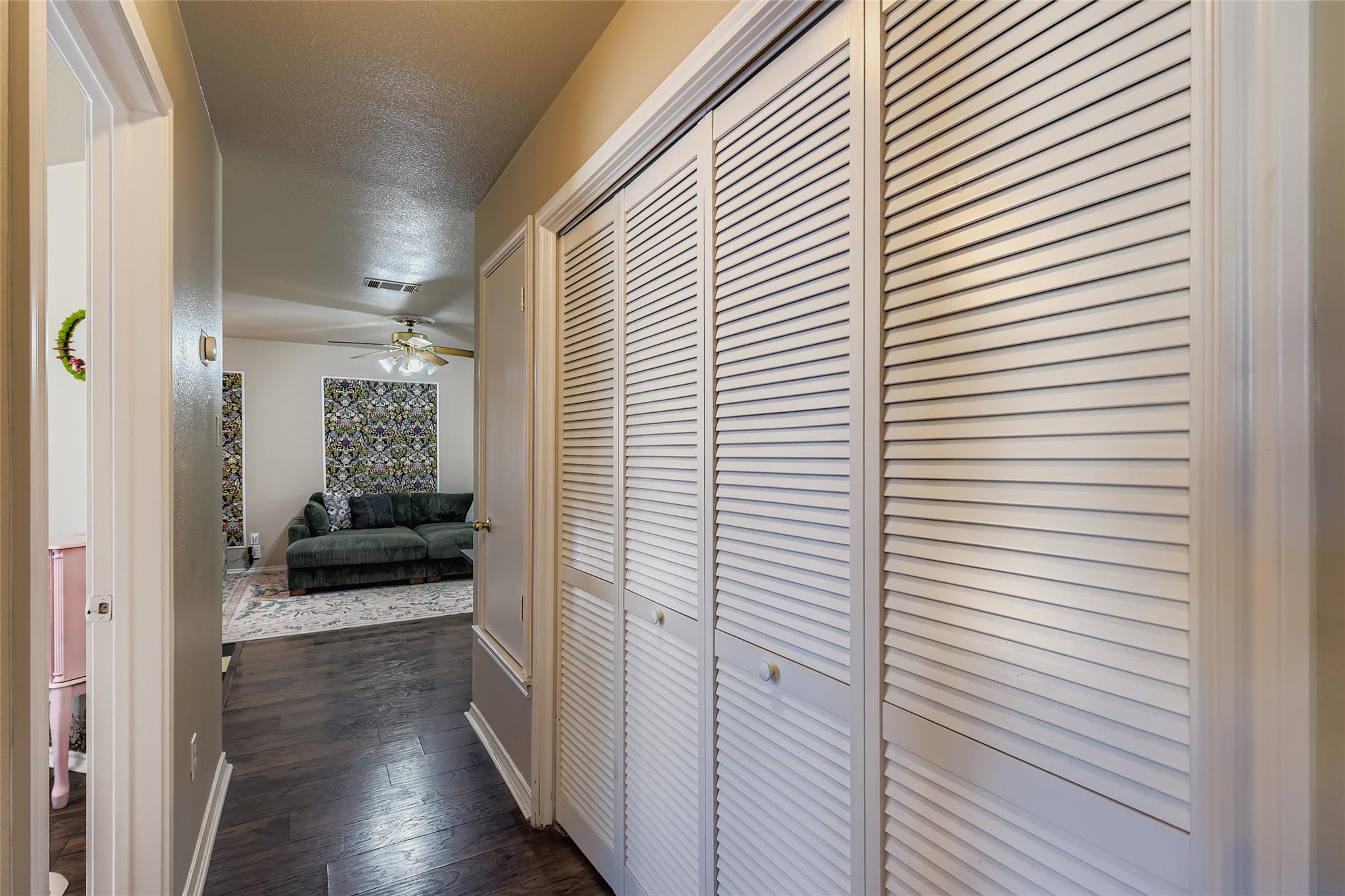 930 Panorama Dr, Dripping Springs, TX 78620