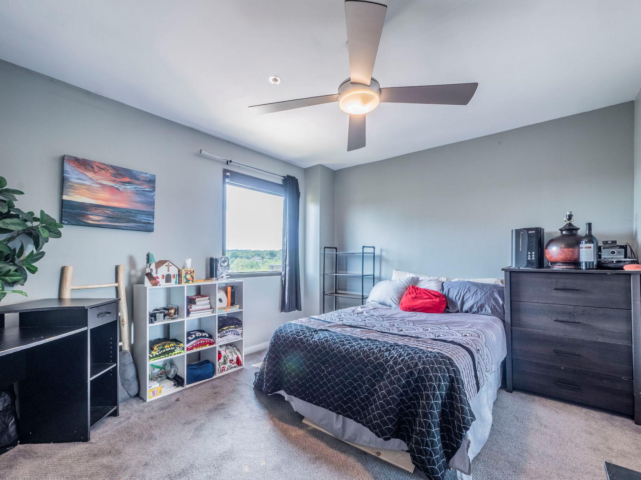 40 N Interstate 35 Highway # 4A4, Austin, TX 78701