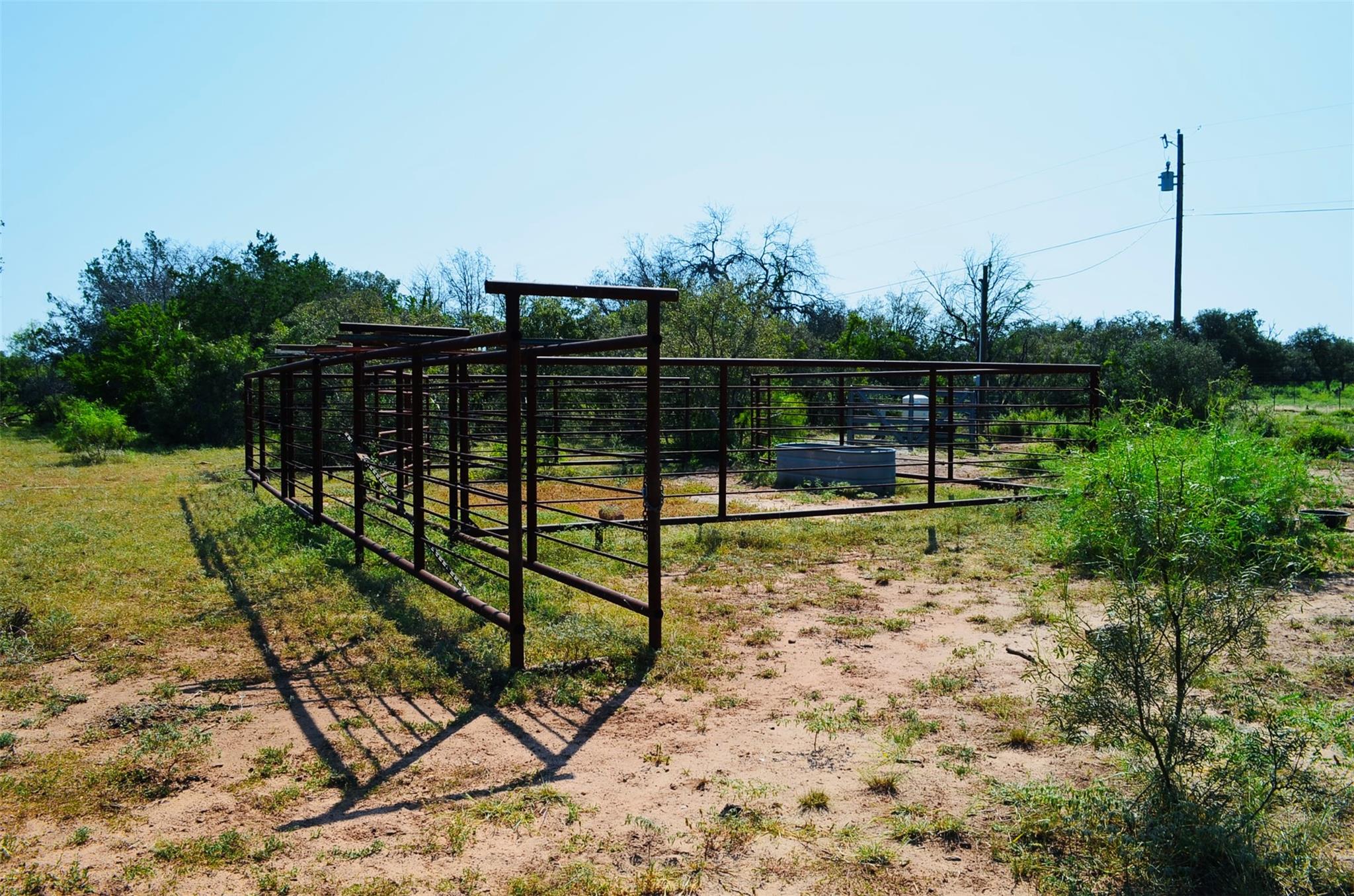 23601 Old Ferry Rd # 1, Spicewood, TX 78669