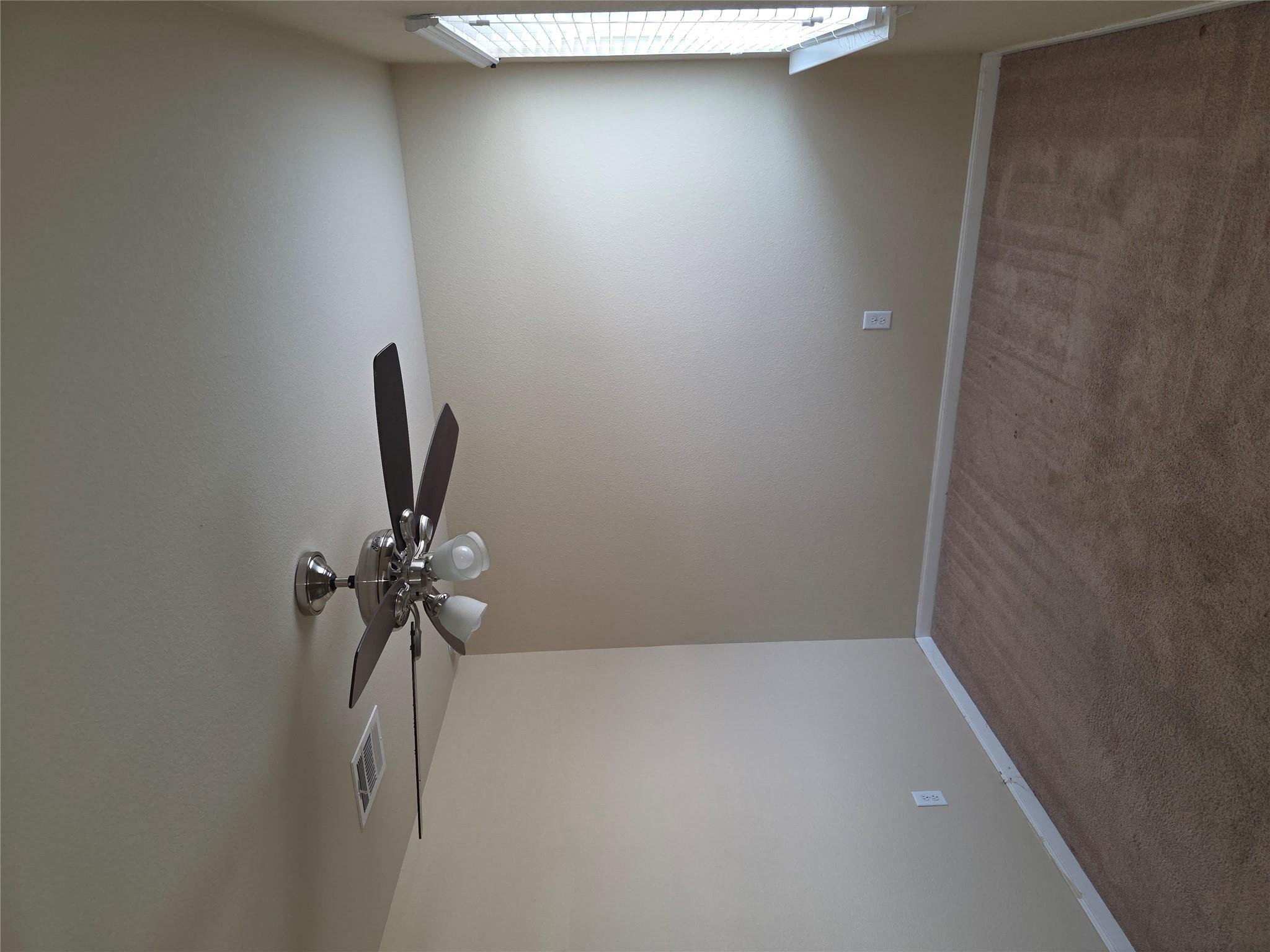 602 Mitchell Dr, Hutto, TX 78634