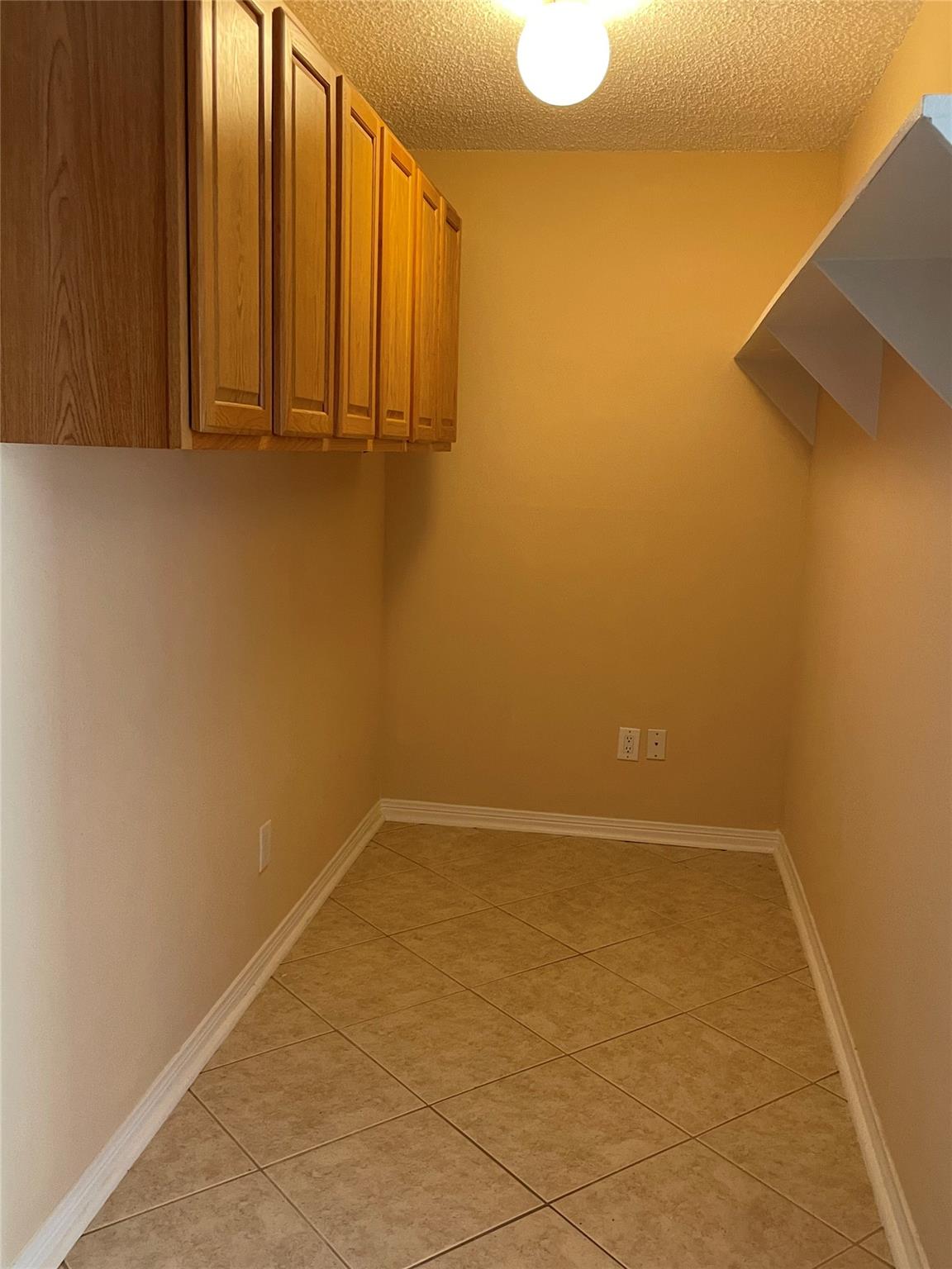 11 N Heights Dr, La Marque, TX 77568