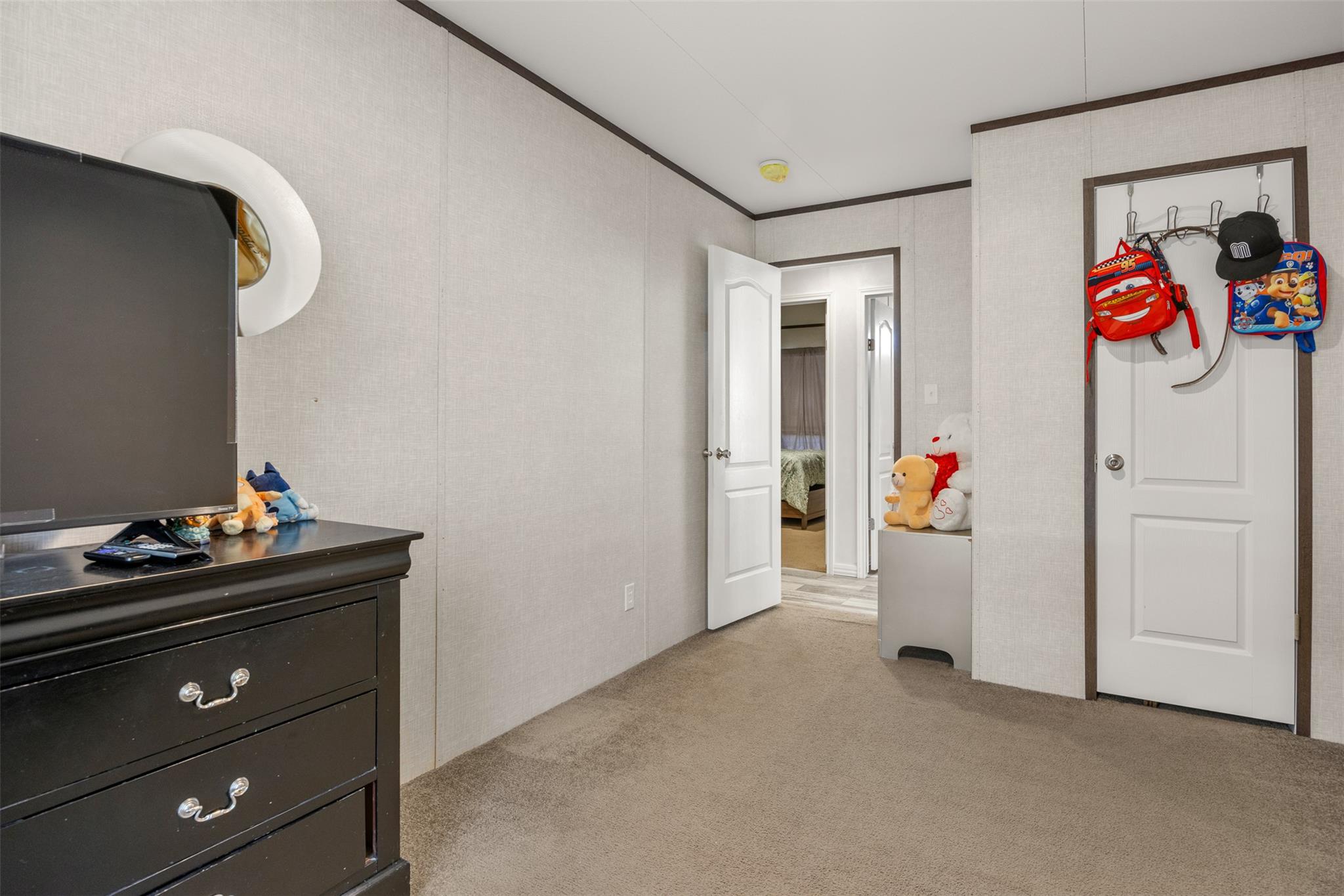 595 Tahoe Dr, Kyle, TX 78640