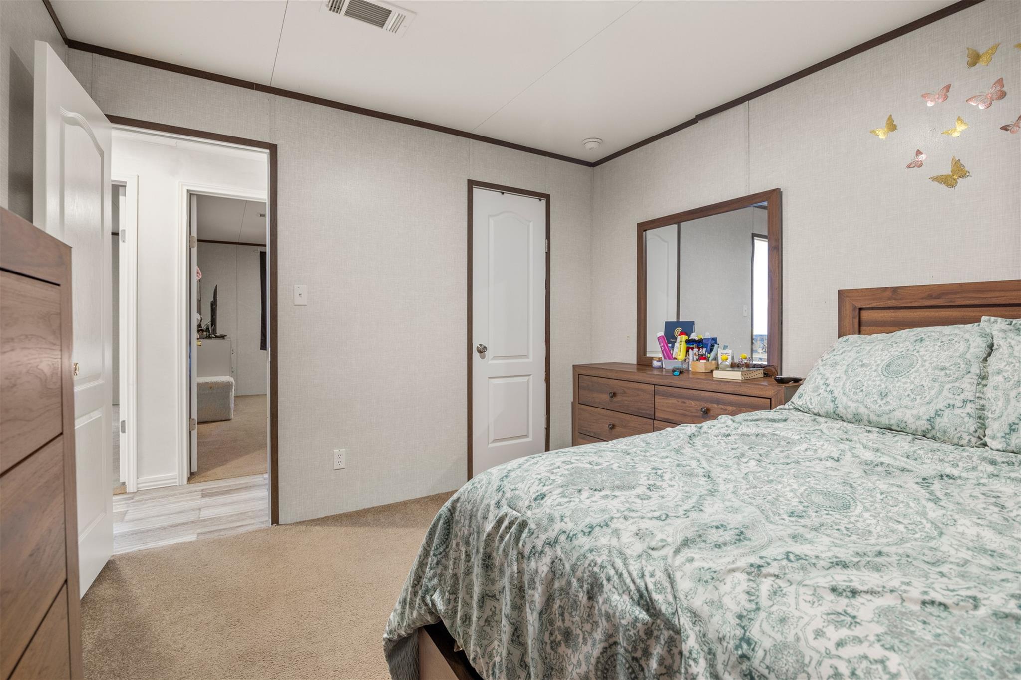 595 Tahoe Dr, Kyle, TX 78640