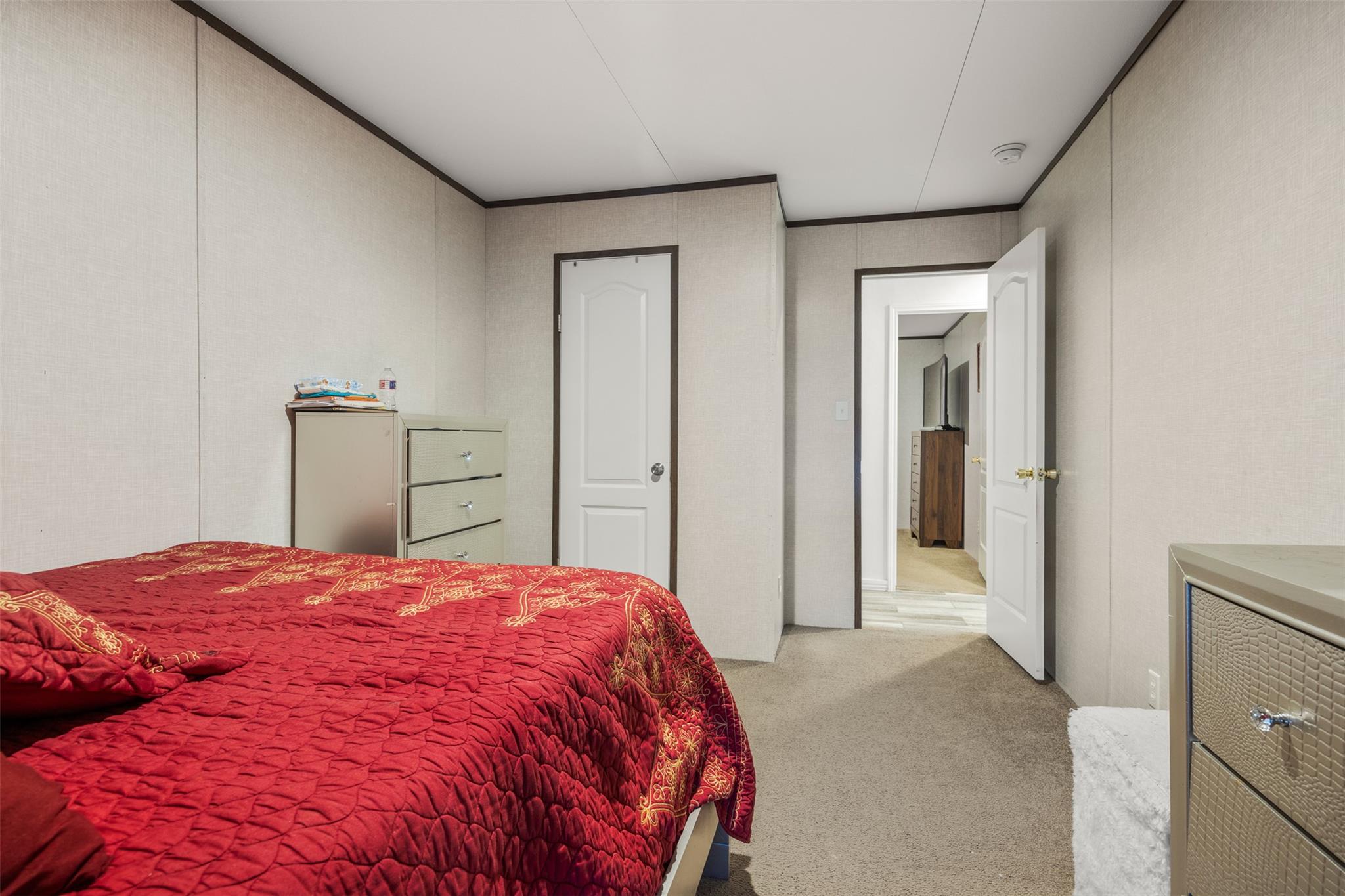 595 Tahoe Dr, Kyle, TX 78640