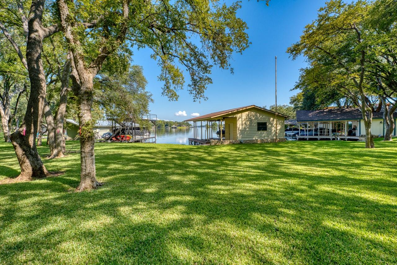 406 & 410 Lakeview Dr, Horseshoe Bay, TX 78657