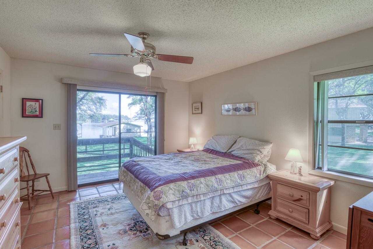 406 & 410 Lakeview Dr, Horseshoe Bay, TX 78657