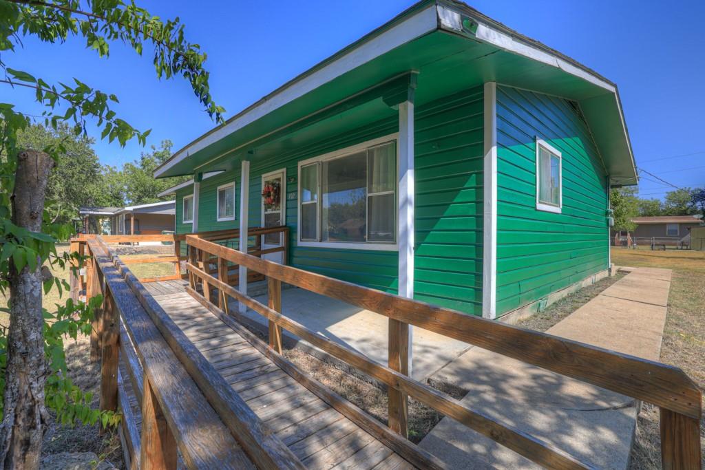 102 Selvera St, Kyle, TX 78640