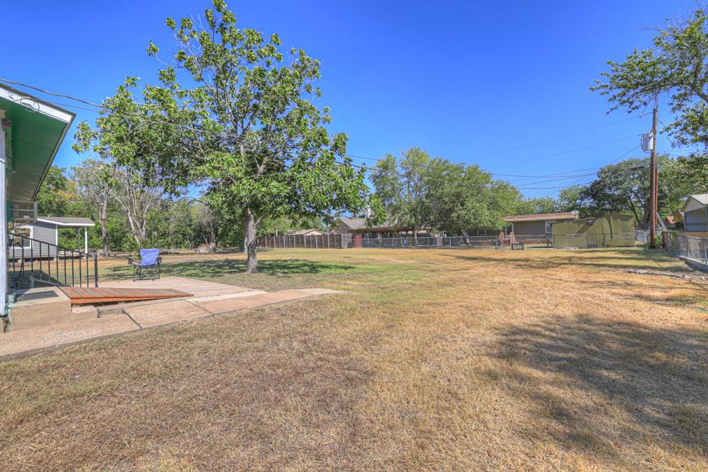 102 Selvera St, Kyle, TX 78640