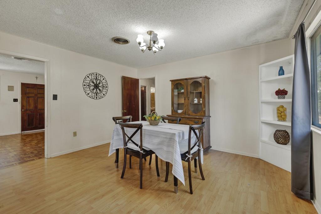 102 Selvera St, Kyle, TX 78640