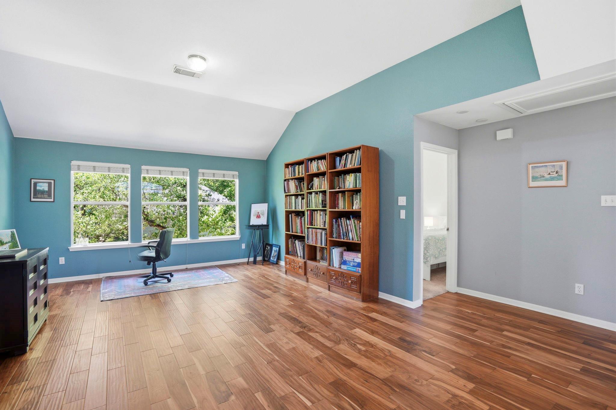 9113 Evening Primrose Path, Austin, TX 78750