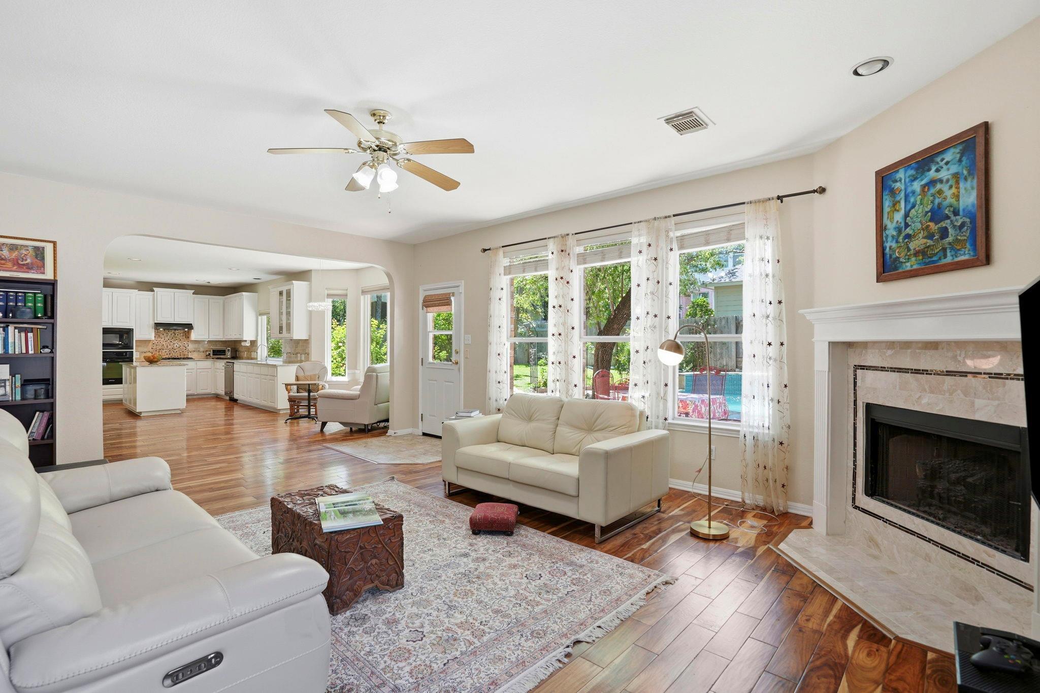 9113 Evening Primrose Path, Austin, TX 78750