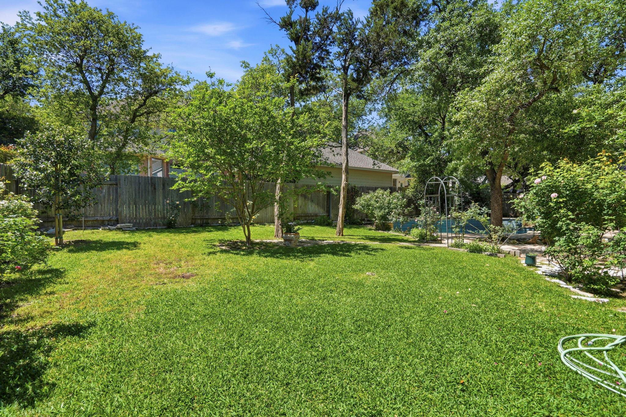 9113 Evening Primrose Path, Austin, TX 78750