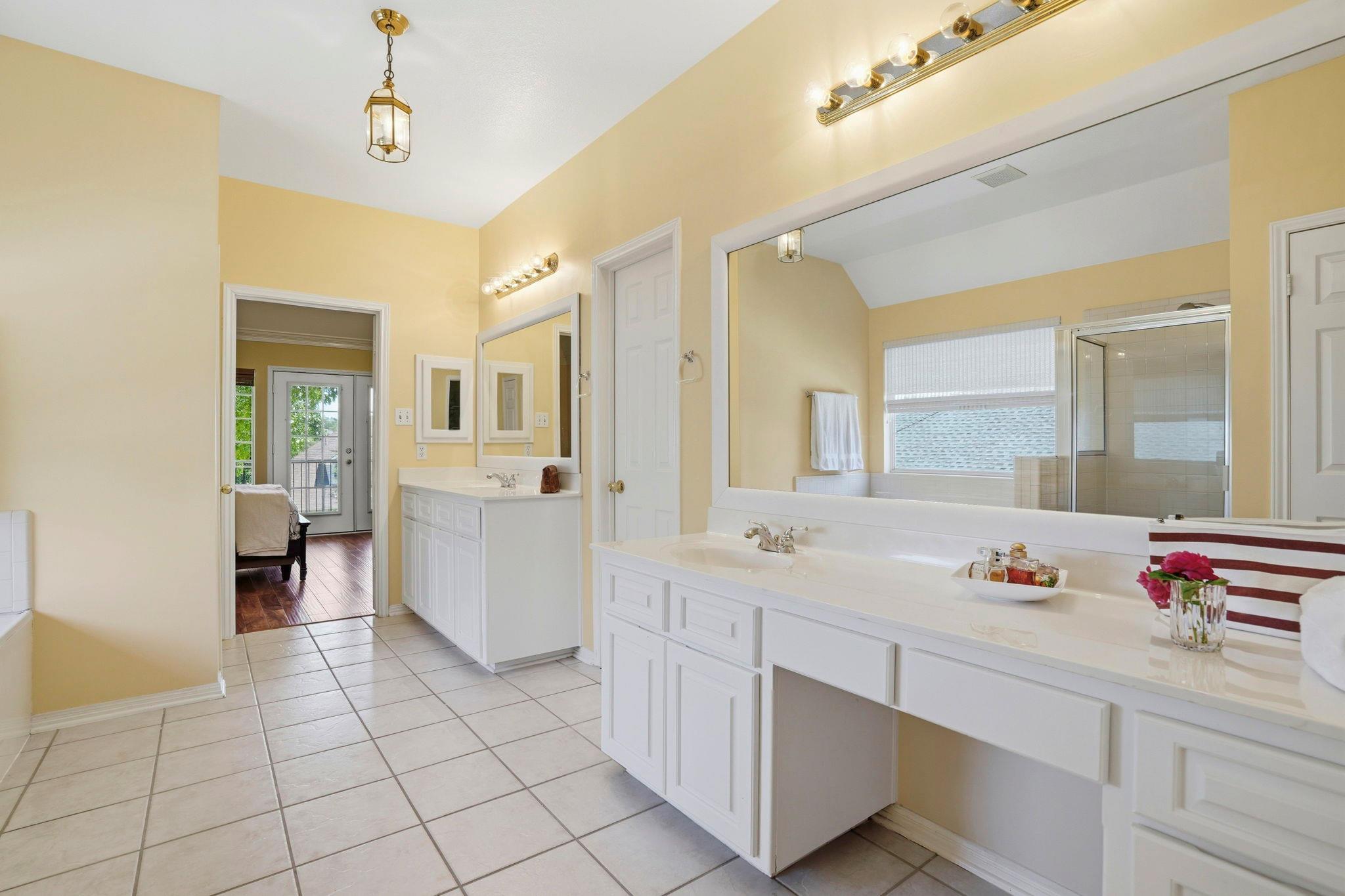 9113 Evening Primrose Path, Austin, TX 78750