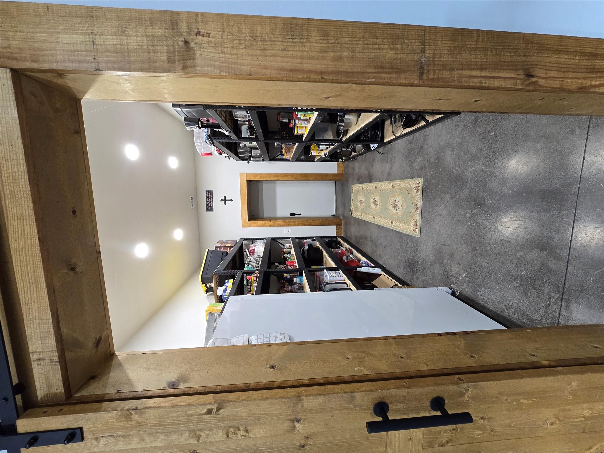 143 County Rd, Paige, TX 78659