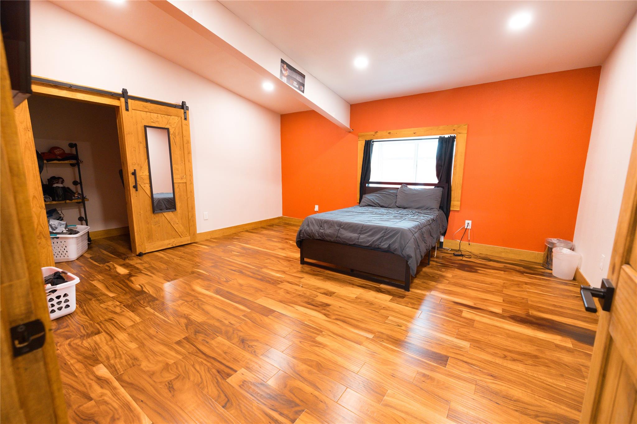 143 County Rd, Paige, TX 78659