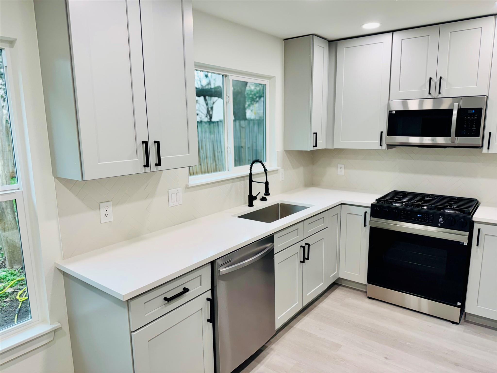 5013 Cana Cv # B, Austin, TX 78749