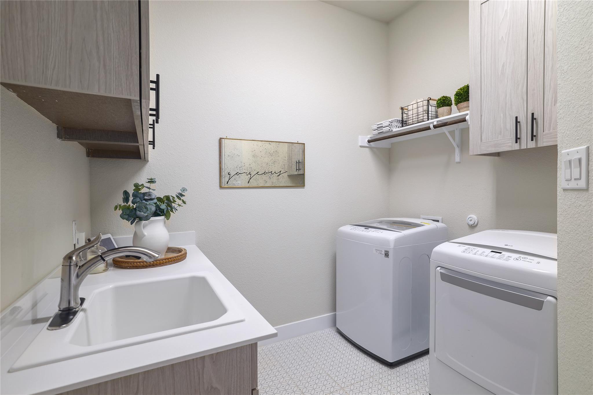 781 Faith Dr, Liberty Hill, TX 78642