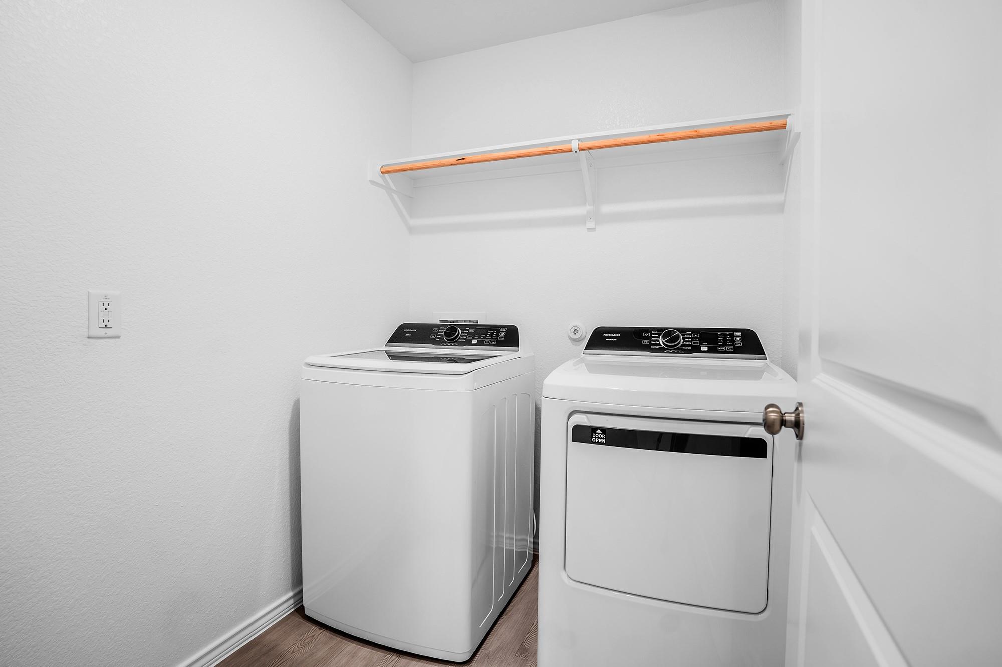 113 Imola St, Hutto, TX 78634