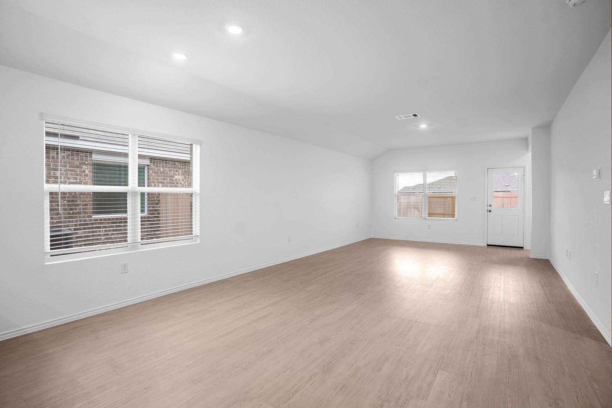 113 Imola St, Hutto, TX 78634