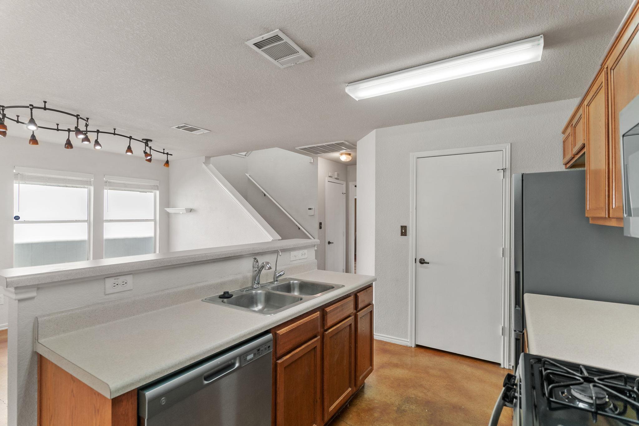 4523 Felicity Ln, Austin, TX 78725