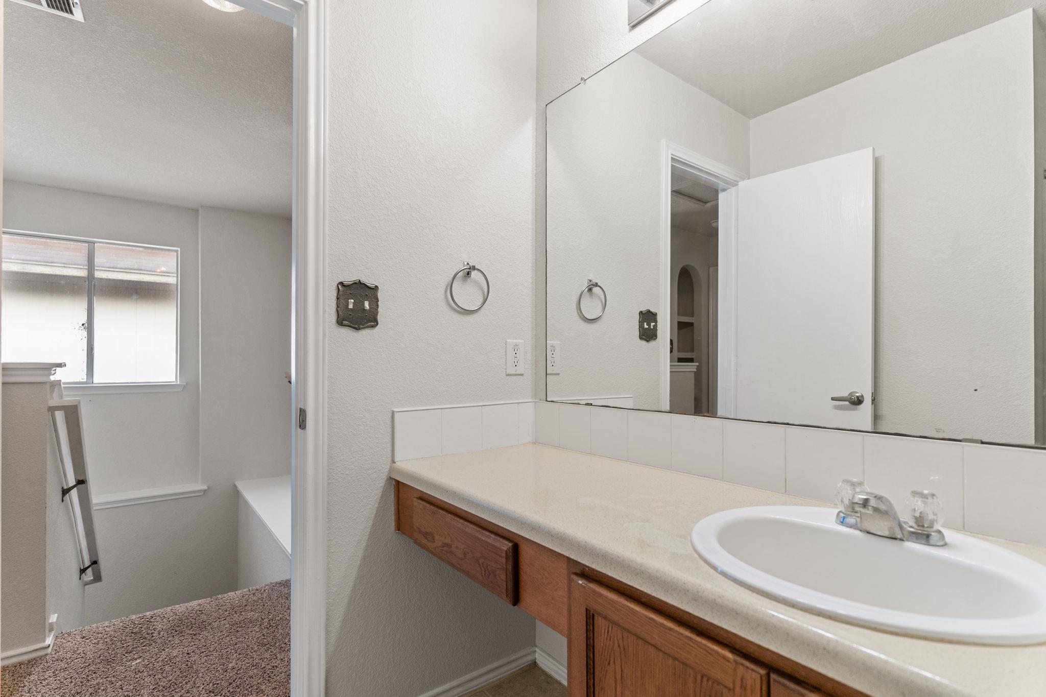 4523 Felicity Ln, Austin, TX 78725