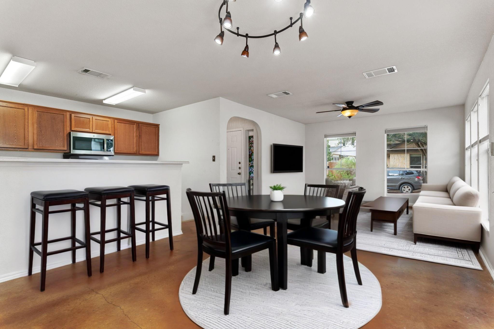 4523 Felicity Ln, Austin, TX 78725