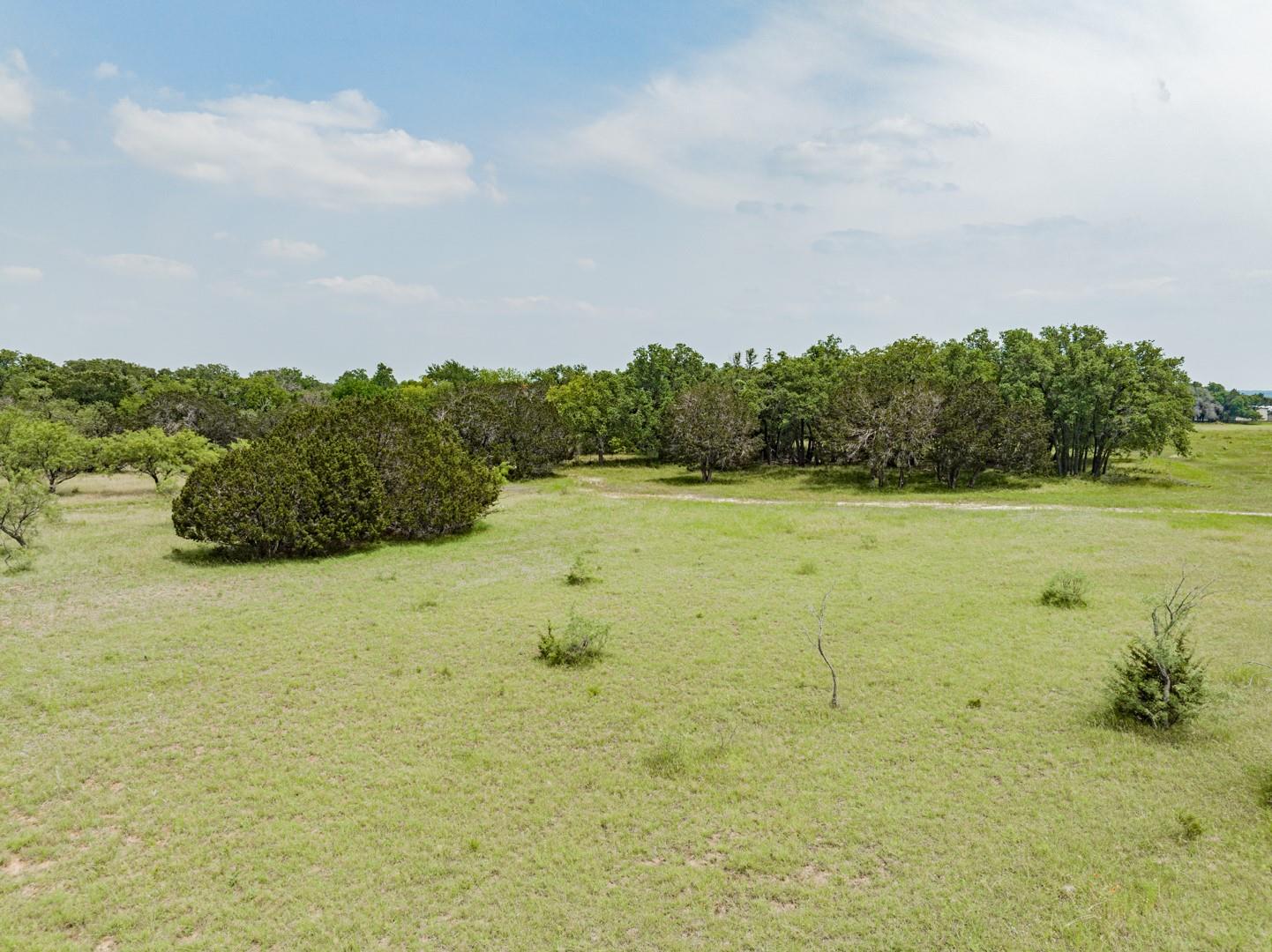 11 Becky Ln, Bertram, TX 78605