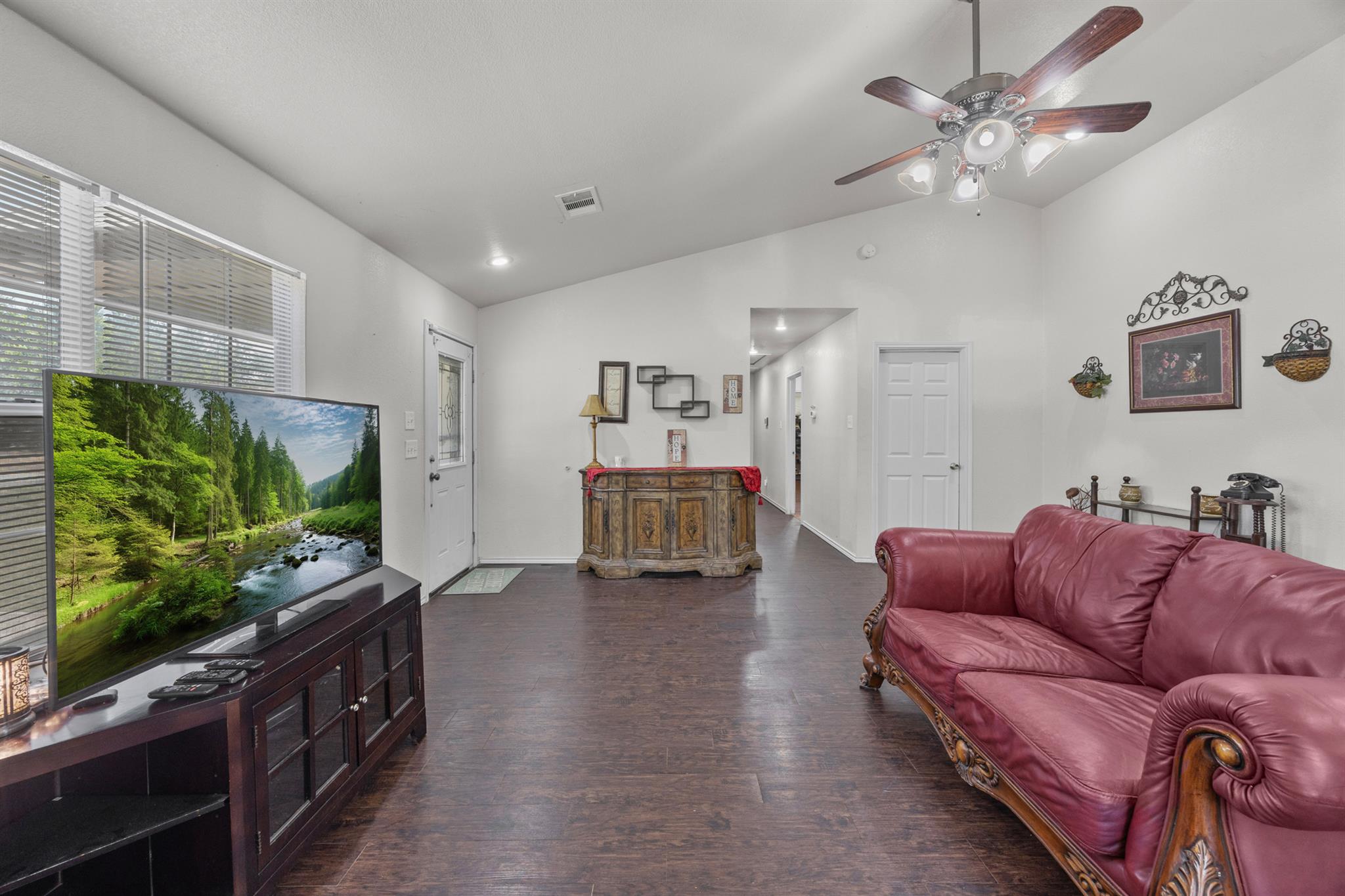 47 Mesquite Dr, Maxwell, TX 78656