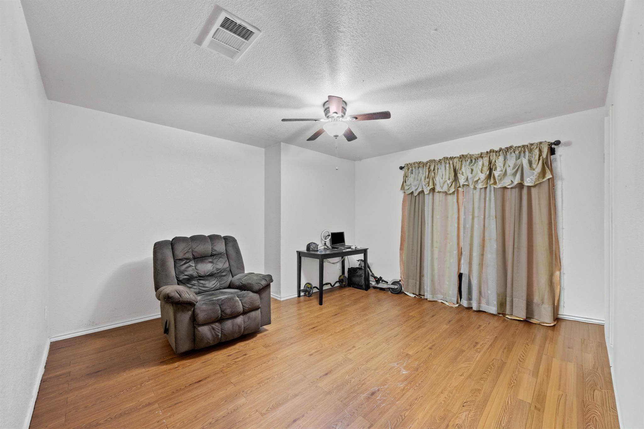 47 Mesquite Dr, Maxwell, TX 78656