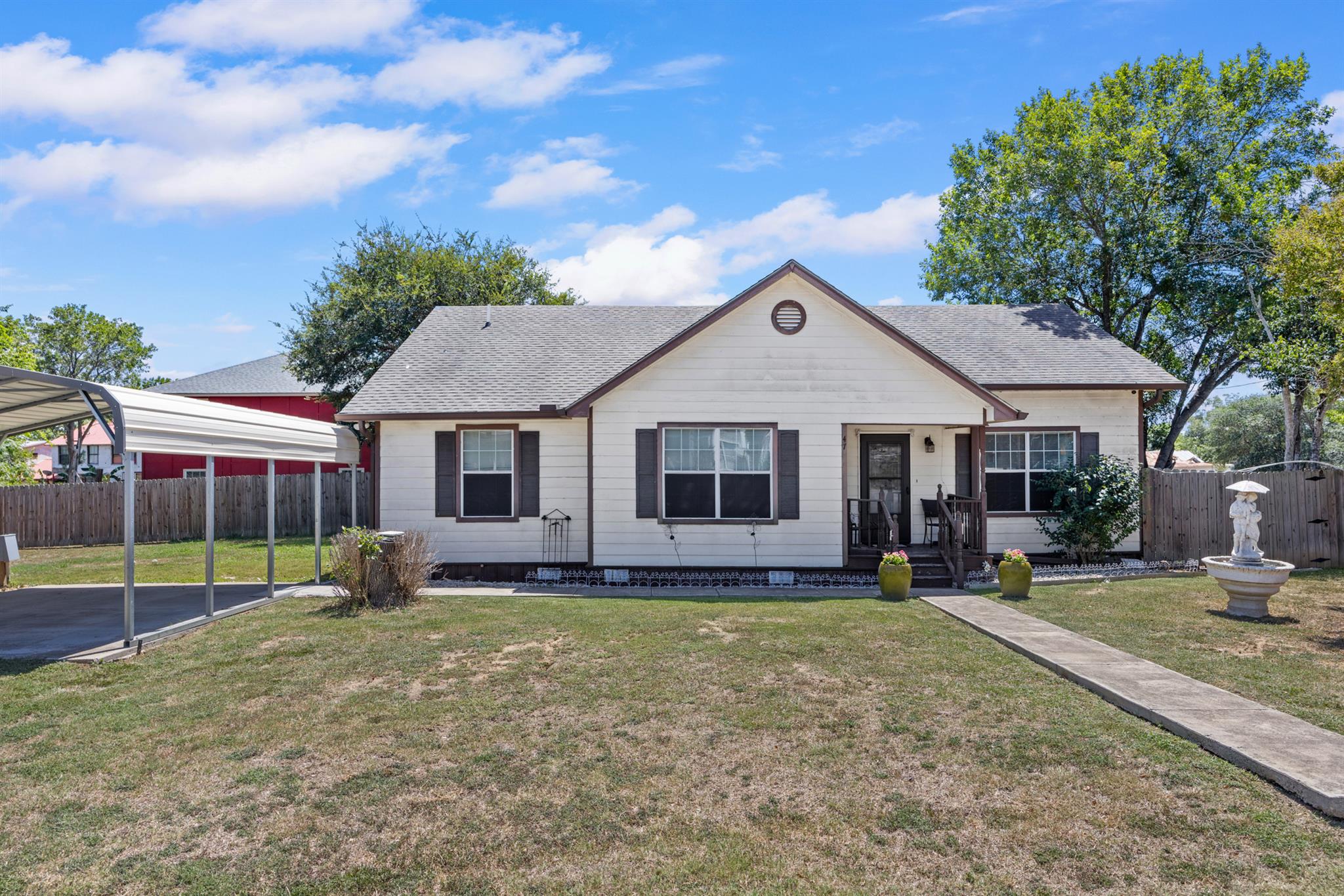 47 Mesquite Dr, Maxwell, TX 78656