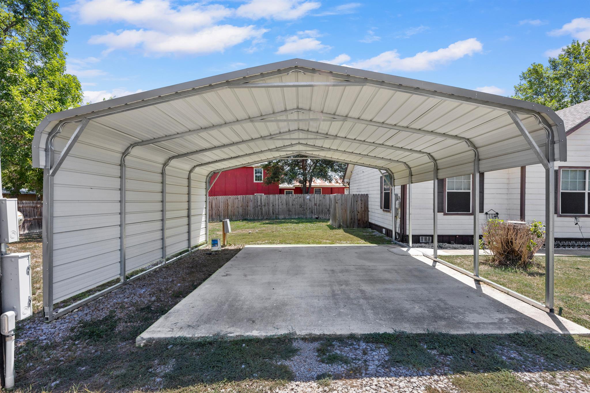 47 Mesquite Dr, Maxwell, TX 78656