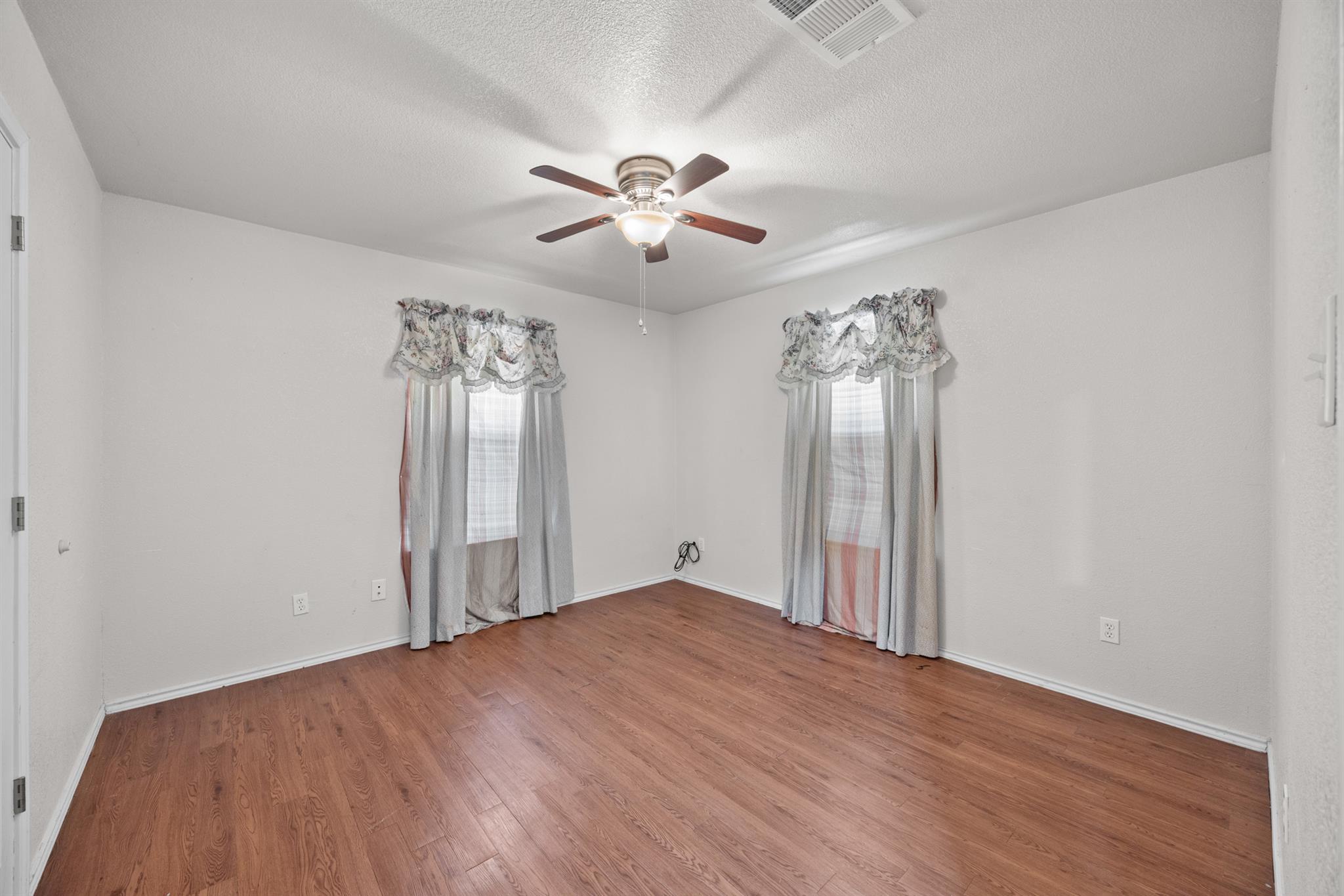 47 Mesquite Dr, Maxwell, TX 78656