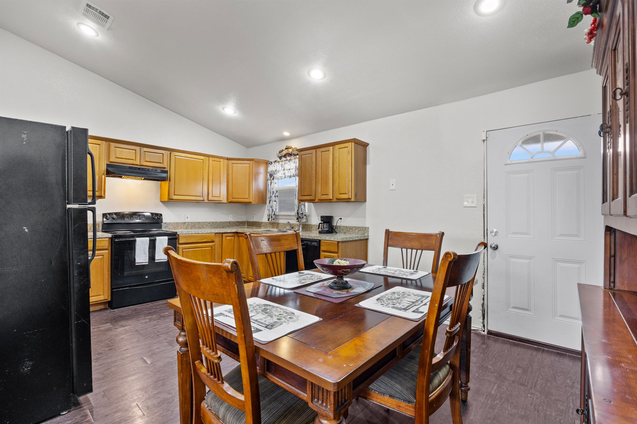 47 Mesquite Dr, Maxwell, TX 78656