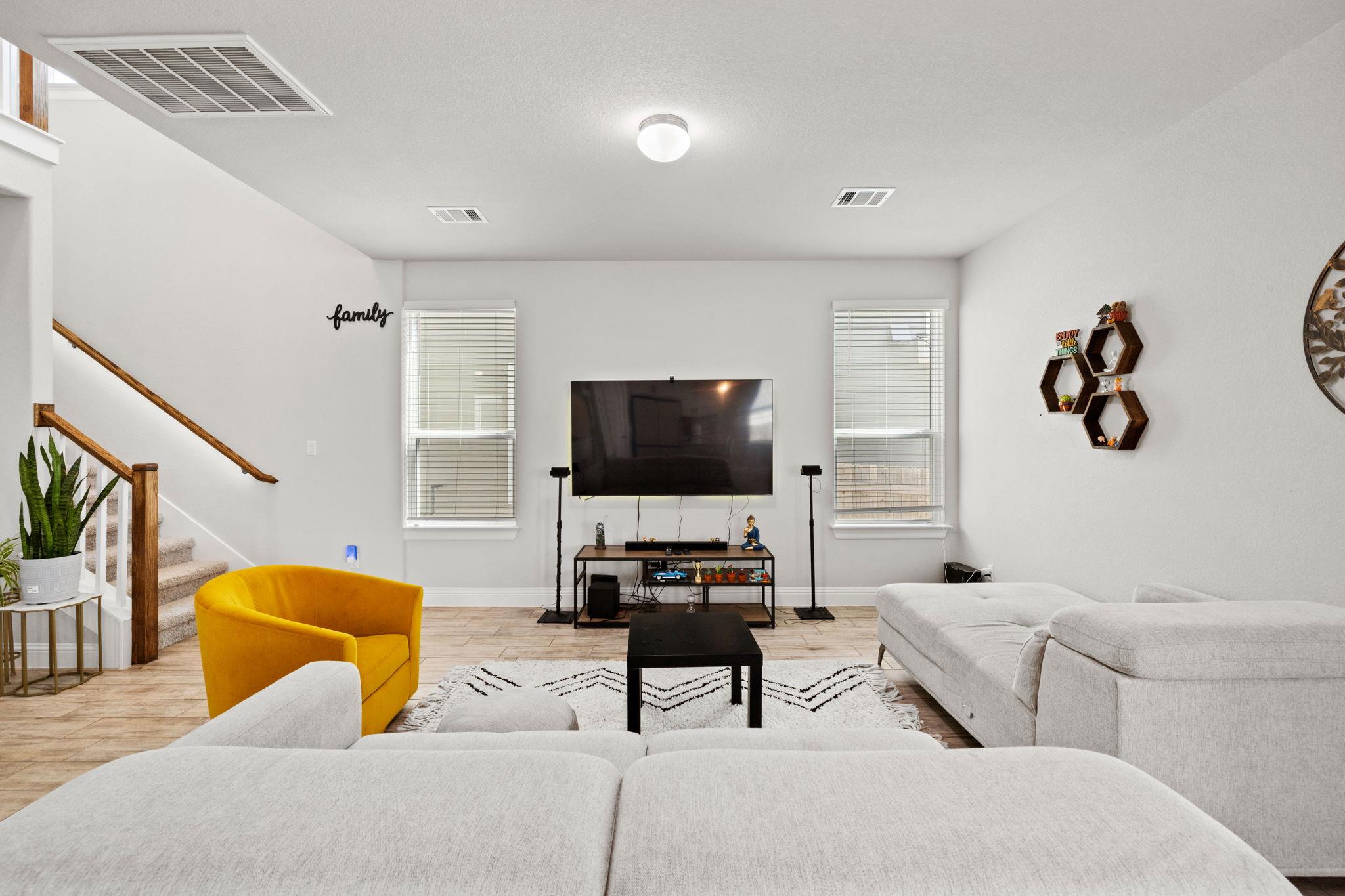 129 Stone Canyon Dr, Georgetown, TX 78628