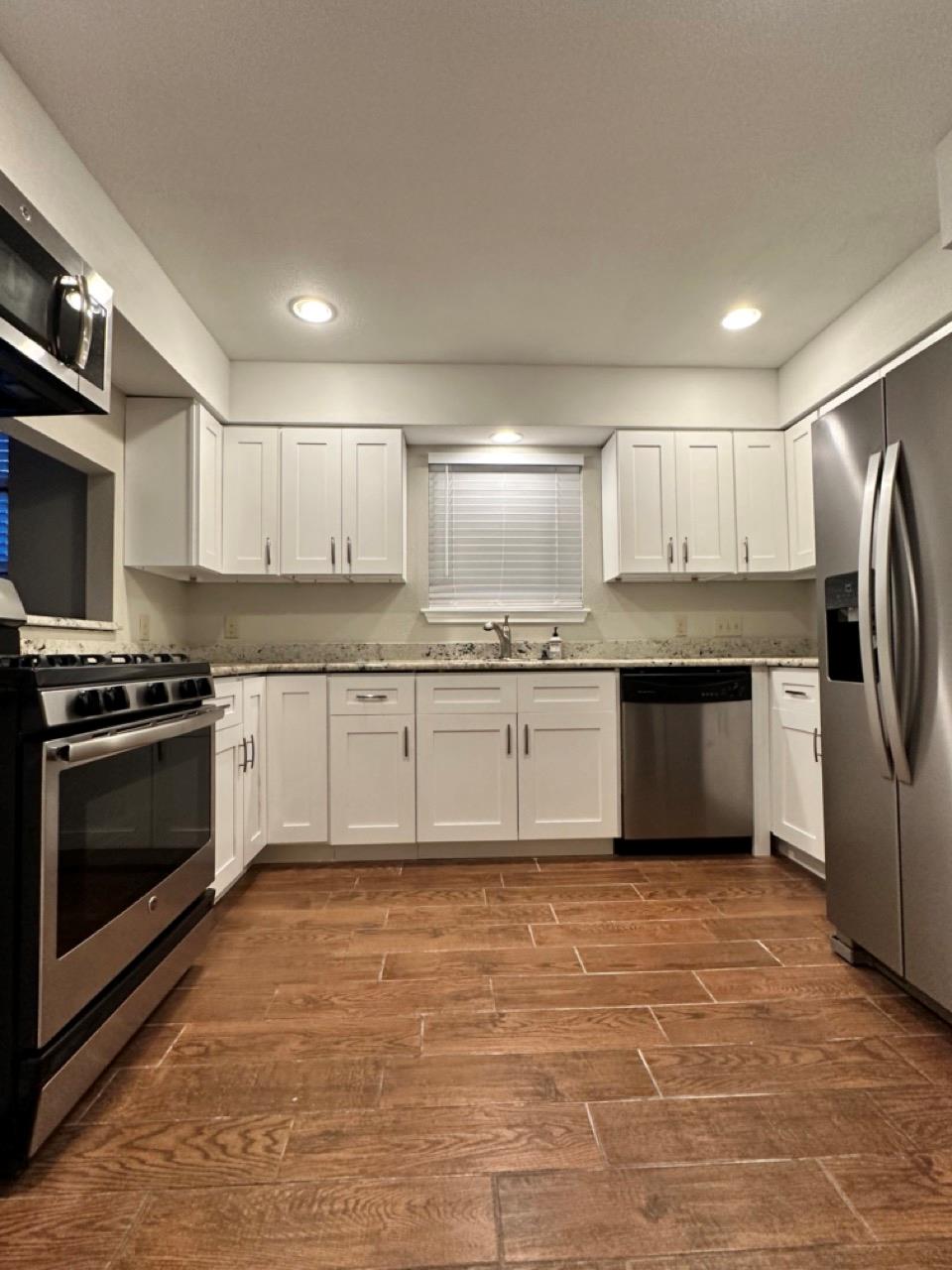 2001 KIRKSEY Dr # B, Austin, TX 78741