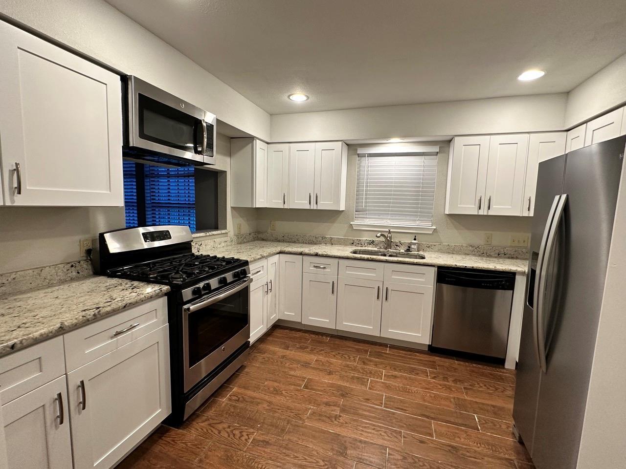 2001 KIRKSEY Dr # B, Austin, TX 78741