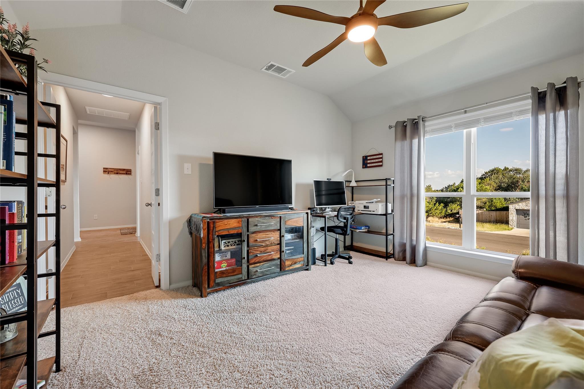 21504 Santa Domingo Ln, Lago Vista, TX 78645