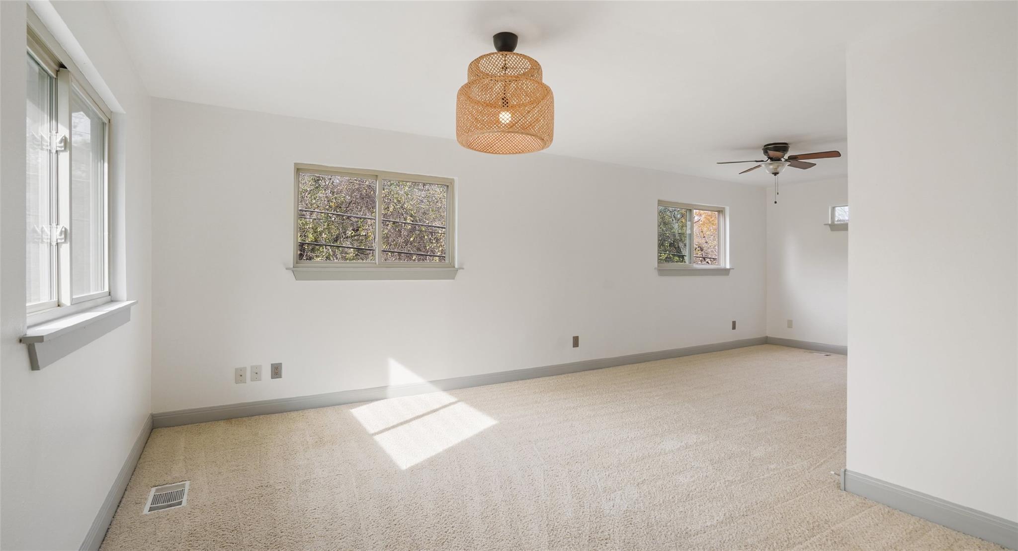 13918 Hummingbird Ln, Austin, TX 78732