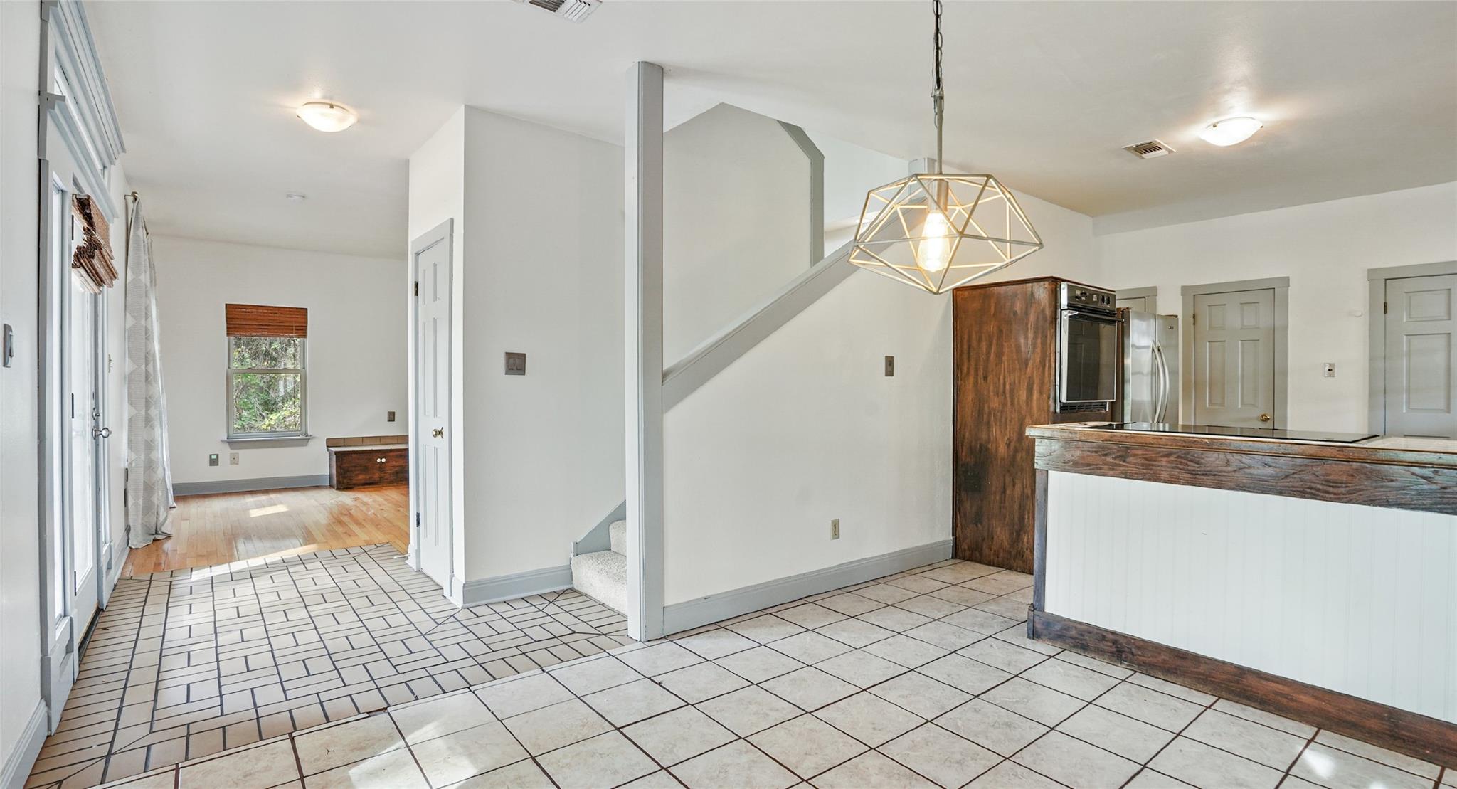 13918 Hummingbird Ln, Austin, TX 78732