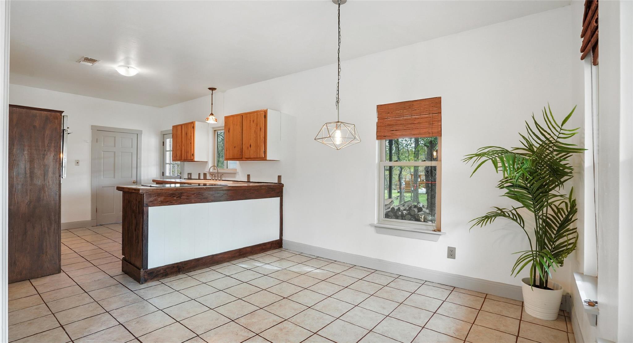 13918 Hummingbird Ln, Austin, TX 78732