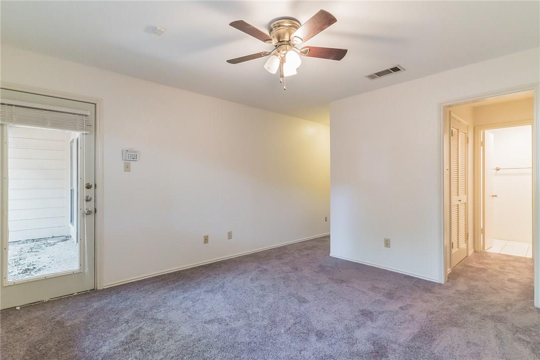 7211 Lakewood Dr # D-114, Austin, TX 78750