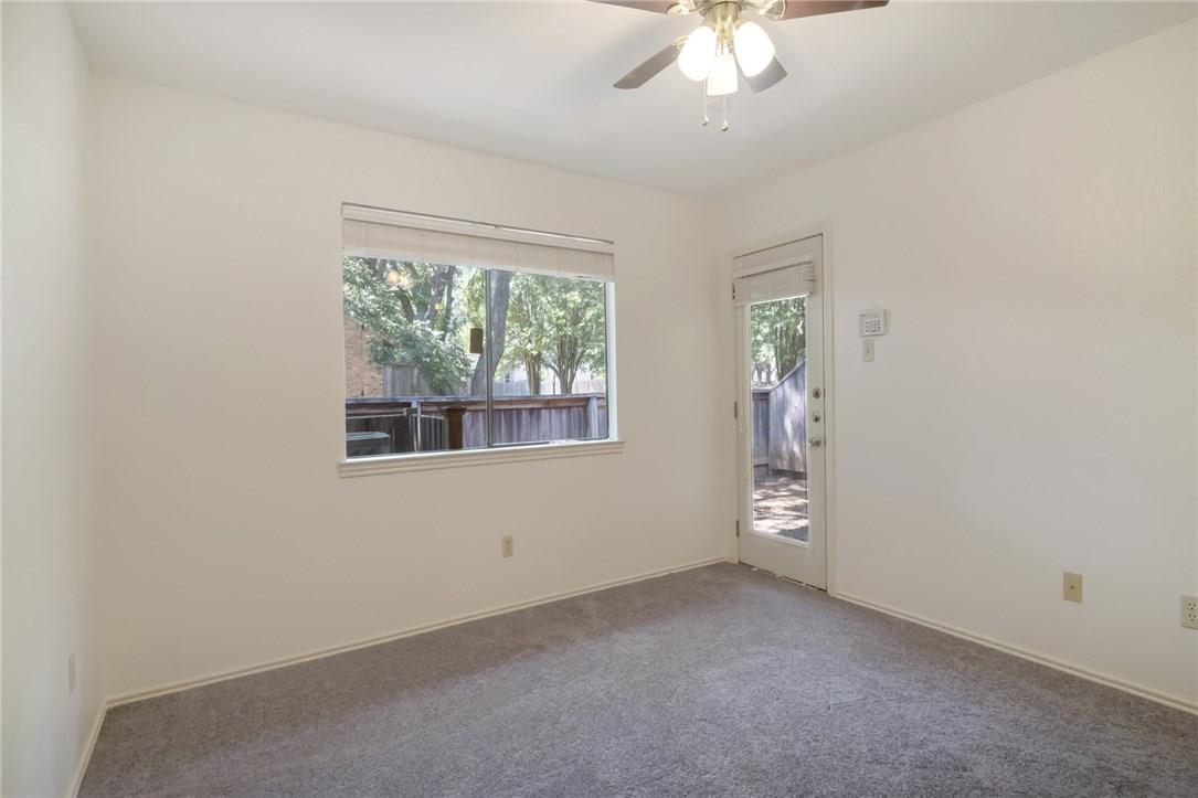 7211 Lakewood Dr # D-114, Austin, TX 78750