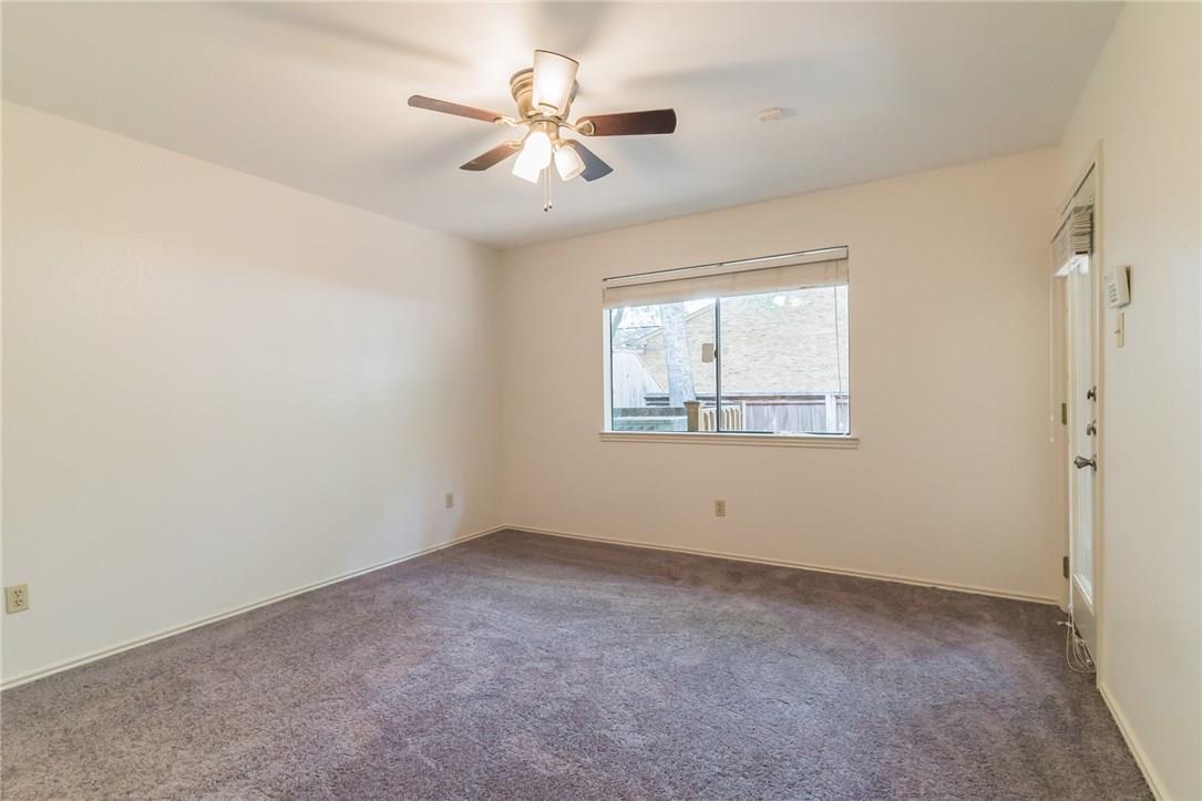 7211 Lakewood Dr # D-114, Austin, TX 78750