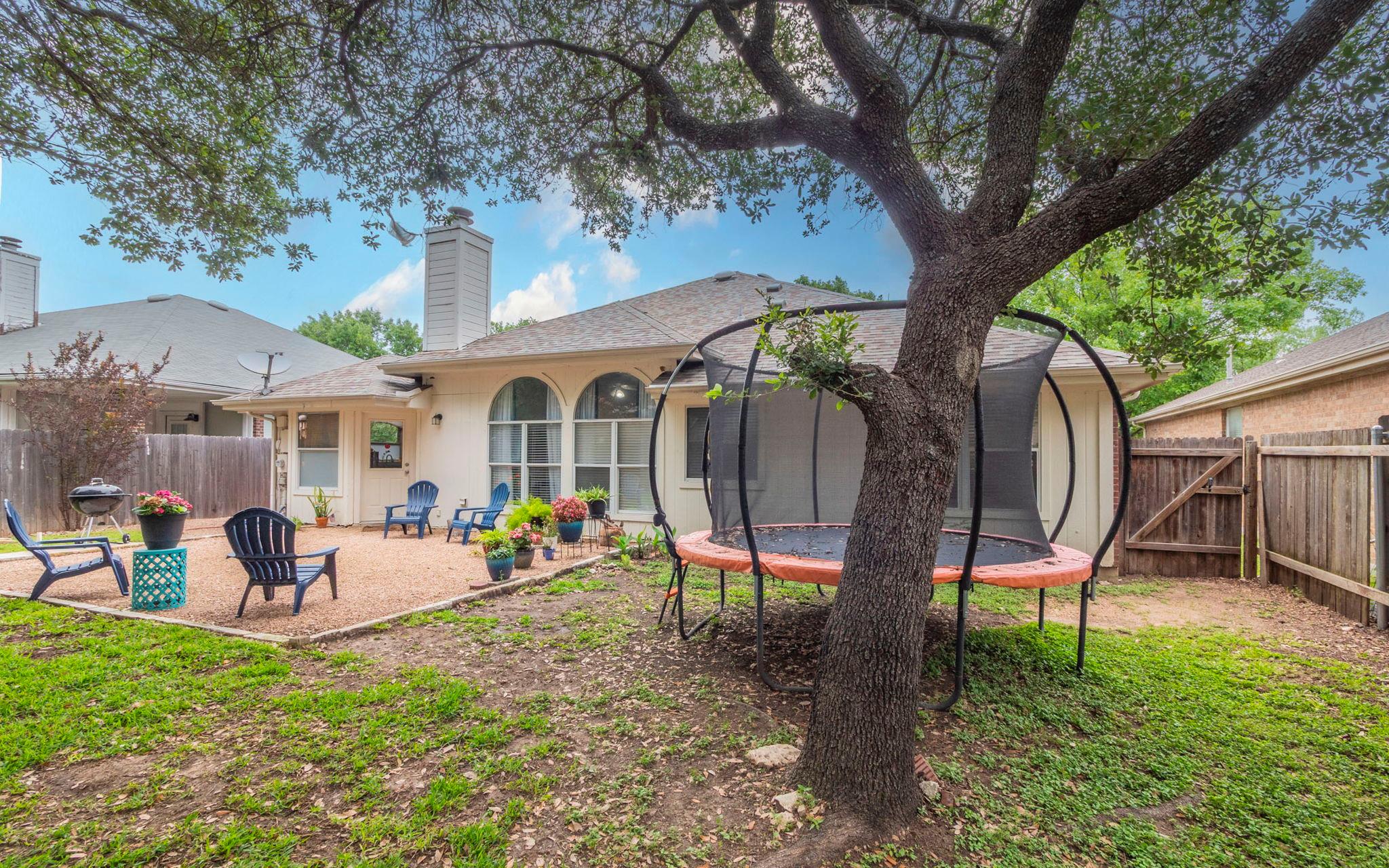 1601 NATURAL BRIDGE Ln, Pflugerville, TX 78660