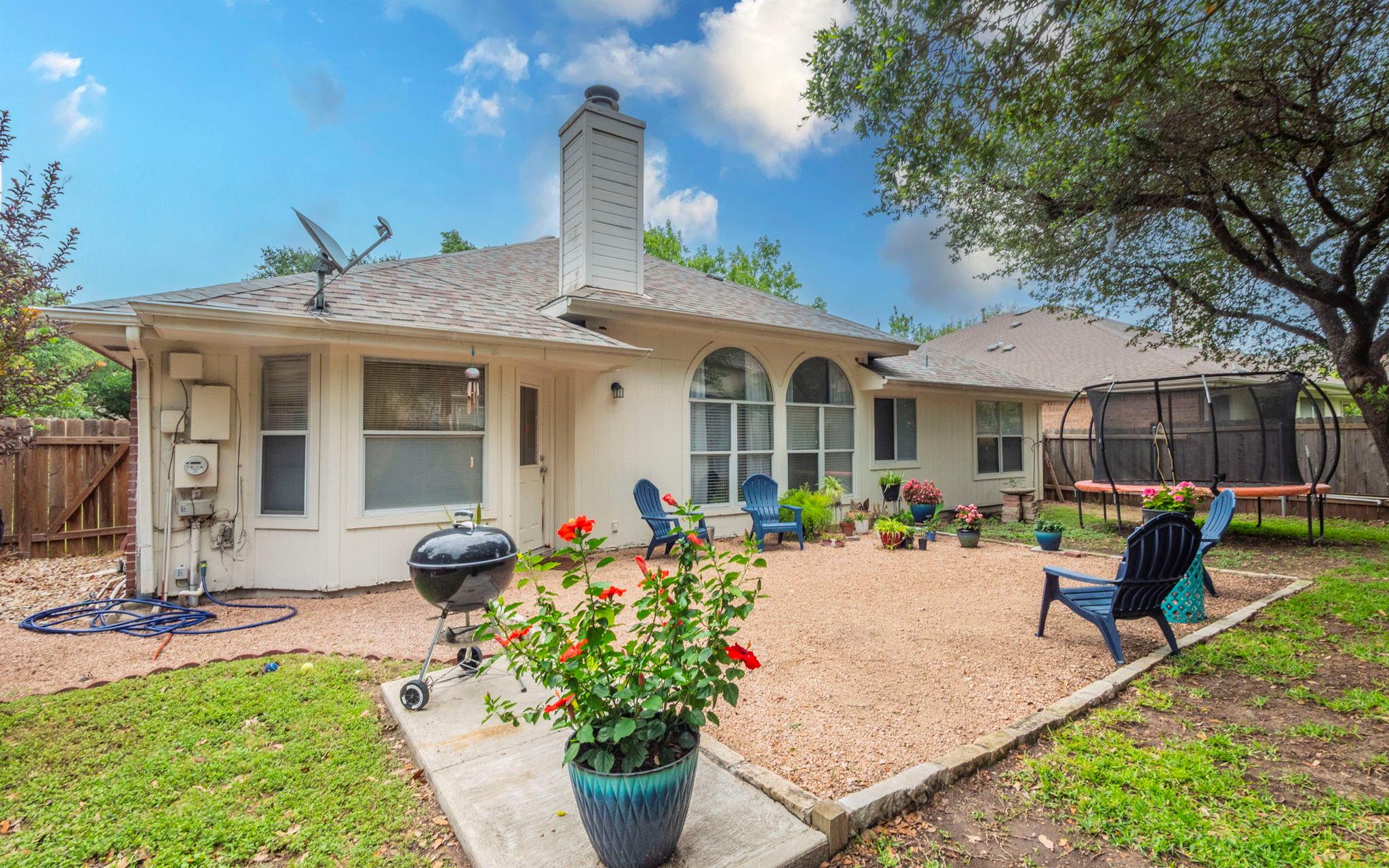 1601 NATURAL BRIDGE Ln, Pflugerville, TX 78660