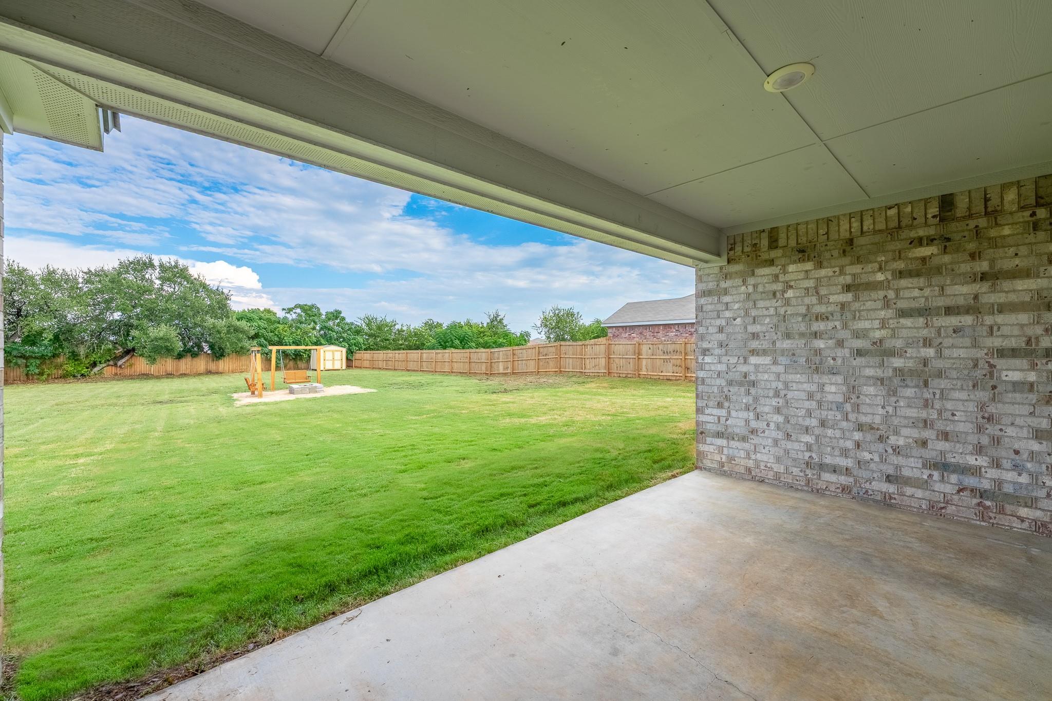 2518 Gail Dr, Copperas Cove, TX 76522