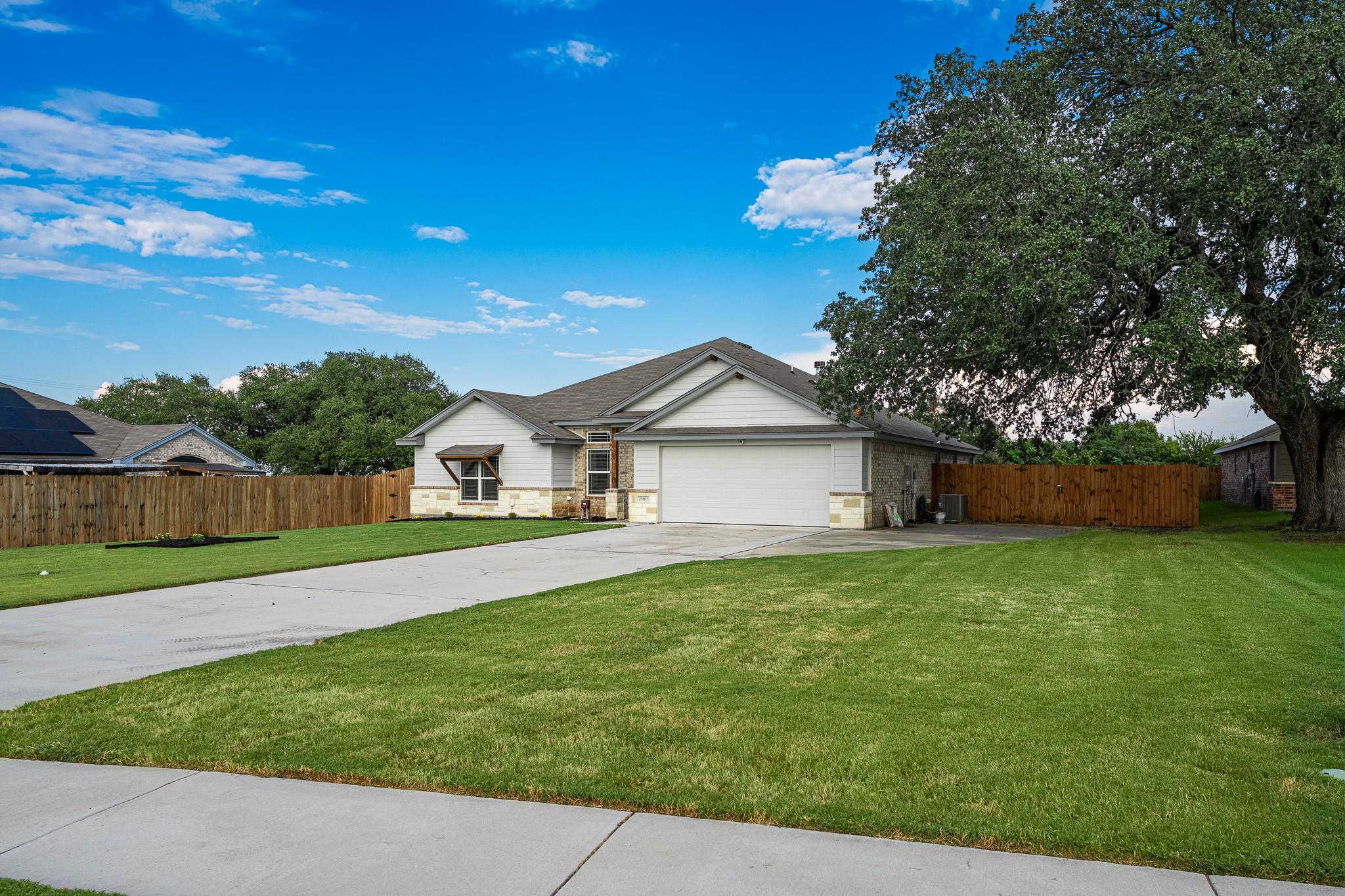 2518 Gail Dr, Copperas Cove, TX 76522
