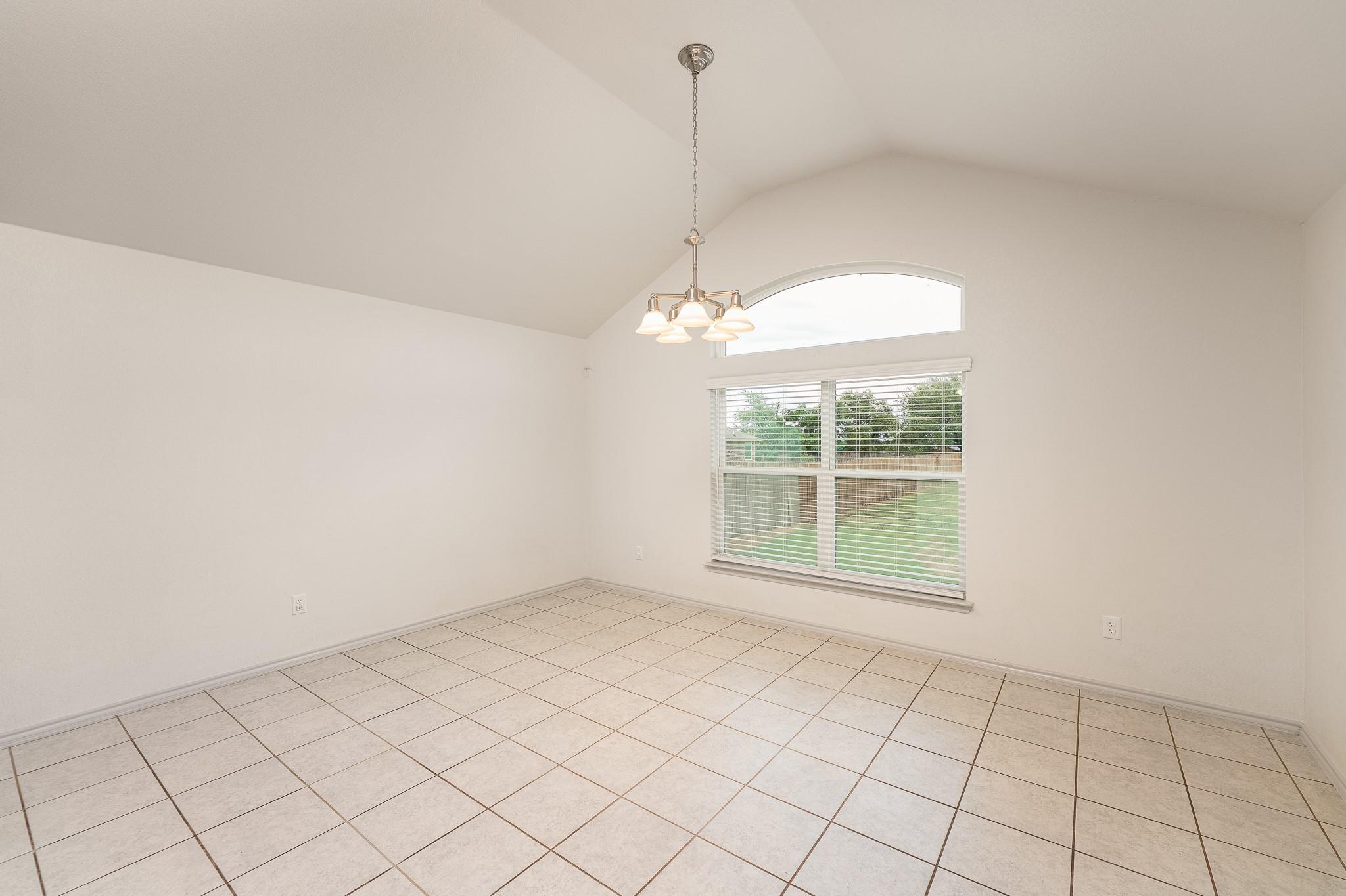 2518 Gail Dr, Copperas Cove, TX 76522