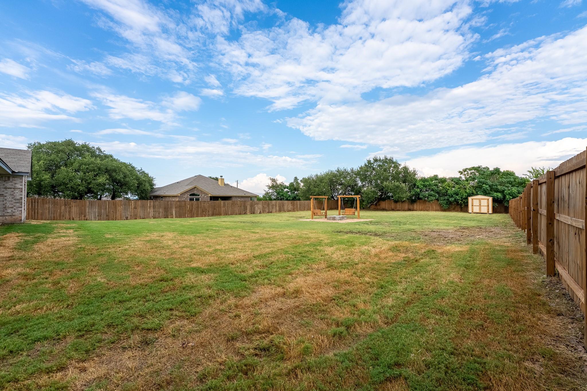 2518 Gail Dr, Copperas Cove, TX 76522
